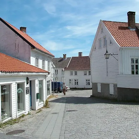 Solborg Sommerpensjonat Hotel 3*